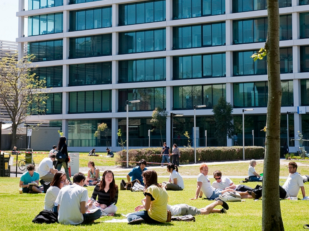 5a27e144d5__MonashCaulfieldCampus5.jpg